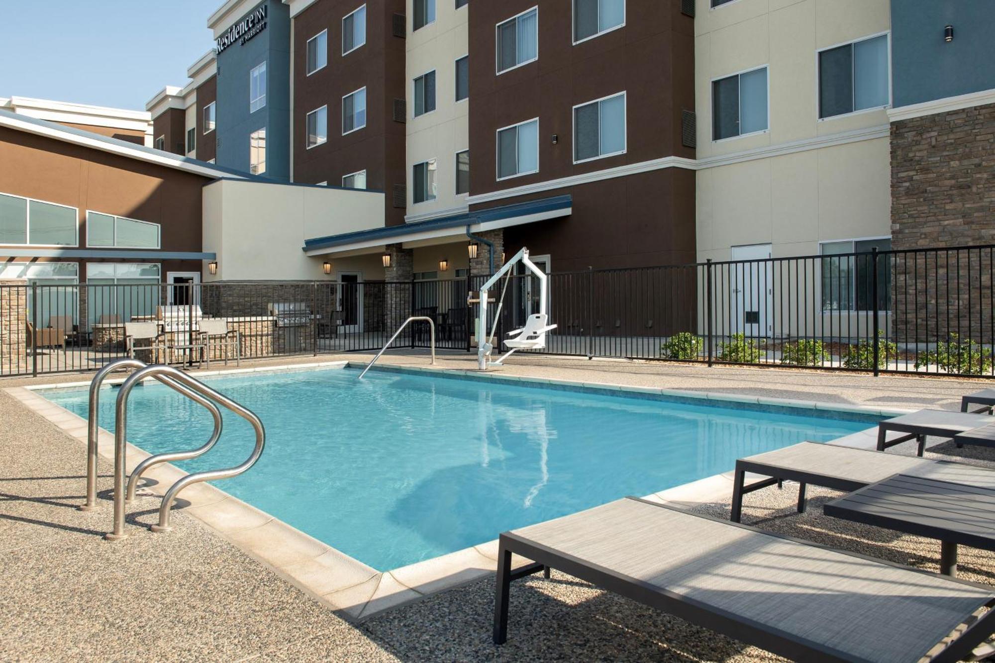 Residence Inn By Marriott Fresno קלוביס מראה חיצוני תמונה